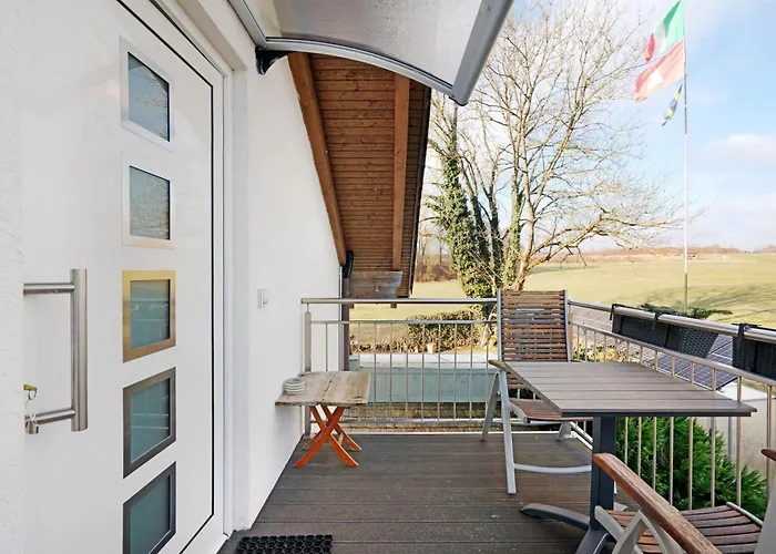 Am Schoenbach Daire Utting am Ammersee